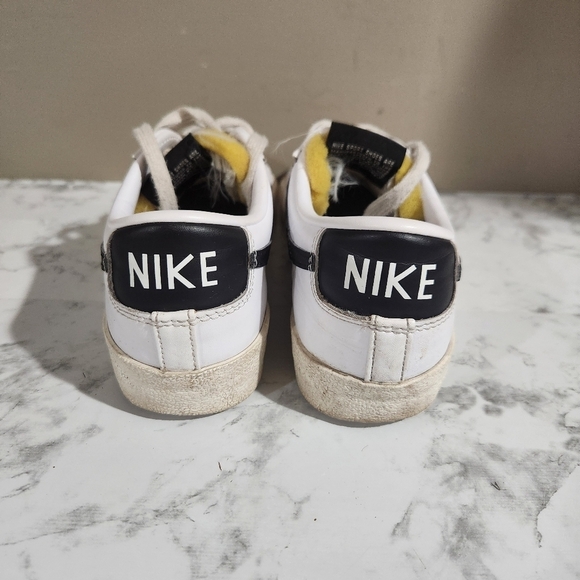Nike Blazer Platform Sneaker - Women's Size 7.5 - Picture 4 of 8